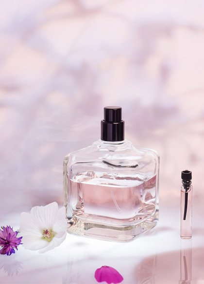 LES PARFUMS FLORAUX